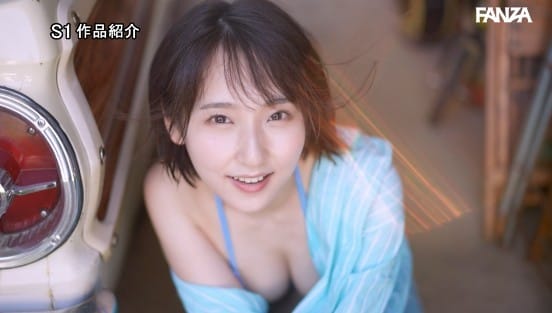 年齢22歳、教育学部女子大生。ショートカットがよく似合う！少年っぽい可愛さなのに、ウブエロい！真っ白で綺麗な体！選ぶのは女教師？それともＡＶ女優？サンプル２