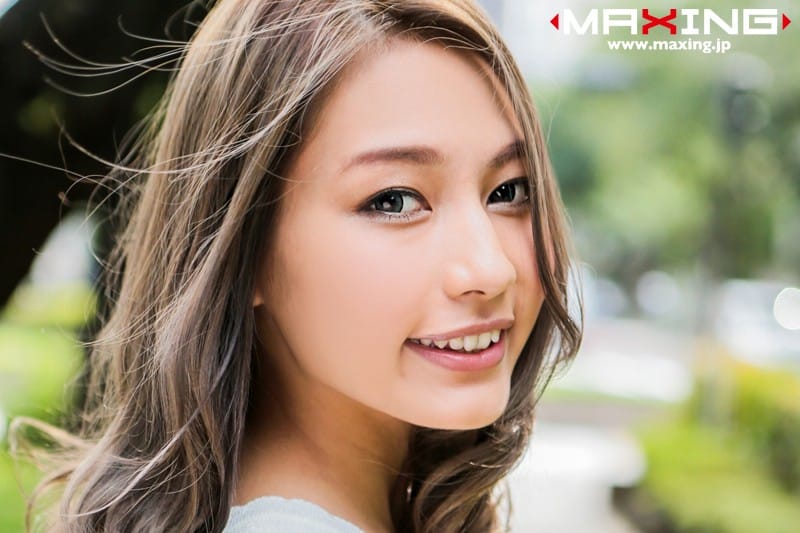 新人 高井ルナ ～父親は元野球選手！？圧倒的美貌と艶やかさを持つ最強ハーフ美少女AVデビュー！～サンプル１