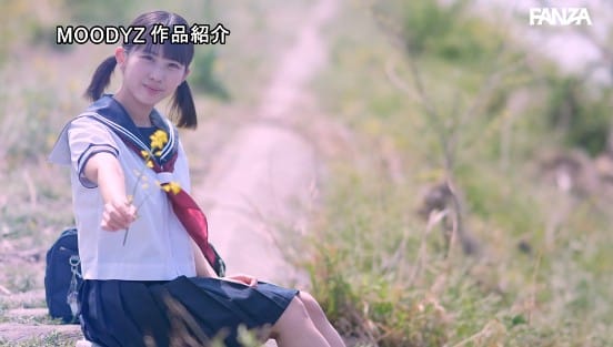 新人 幼顔×幼体 ダメなコトを覗いてるような背徳ミニマム 幼ビジュ原石 芦田希空サンプル２