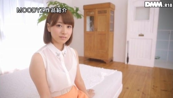 現役女子大生！！ 照れカワ、ふんわり18歳 AVデビュー！！ 初川みなみサンプル１