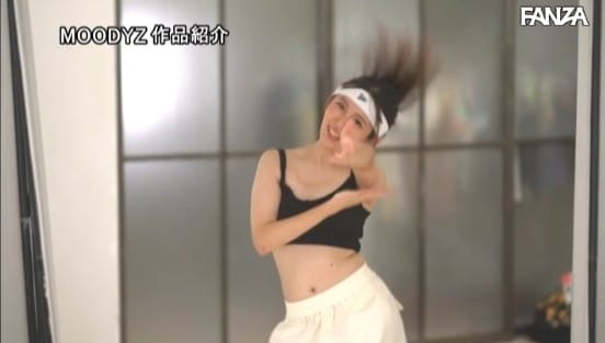 新人 夢はK-POPアイドル♪めっちゃ敏感アルバイト美少女ちゃん AVDEBUT 桜木あむサンプル１