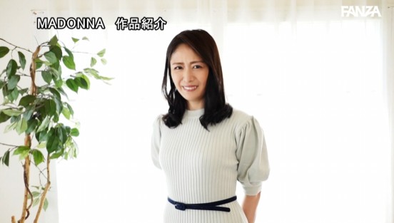 射精ほやほやチ○ポを1分間‘絶対’咥えて離さないご奉仕ミセス 高城さゆり 45歳 AVデビュー！！